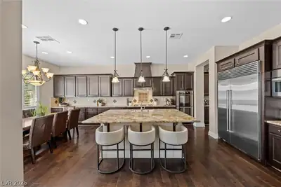9843 Cathedral Pines Avenue Kitchen