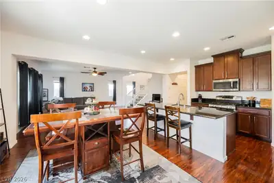 5611 Belgrano Vista Drive 