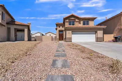 1914 Pintura Circle, North Las Vegas, NV 89031 Front of Structure