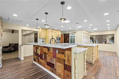 7176 Tomiyasu Lane, Las Vegas, NV 89120 Kitchen