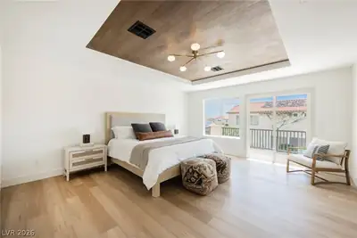 9369 Thunder Basin Avenue Bedroom