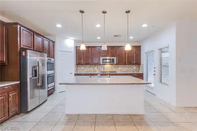 379 Pretissimo Lane Kitchen