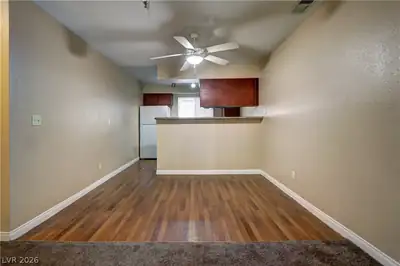 2750 South Durango Drive 2125 Dining Area