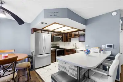7900 Esterbrook Way 101 Kitchen