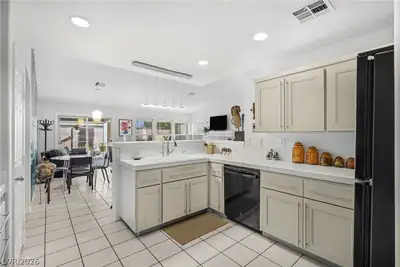 1472 Creslow Court 101 Kitchen