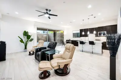 11617 Falcon Gorge Avenue Living Room