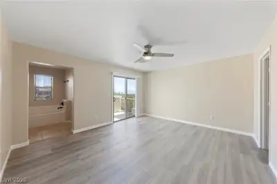10005 Barengo Avenue Primary Bedroom