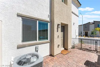 2830 Matador Red Avenue Patio