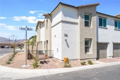 2830 Matador Red Avenue Front of Structure