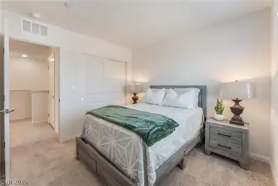 2830 Matador Red Avenue Bedroom