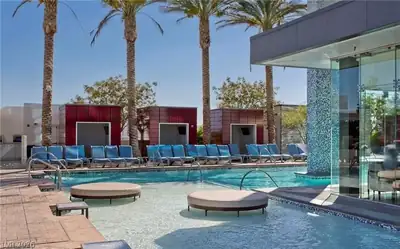 4381 Flamingo Road 15310 
