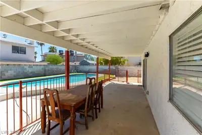 5212 Jana Court Patio