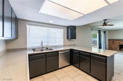 5212 Jana Court Kitchen