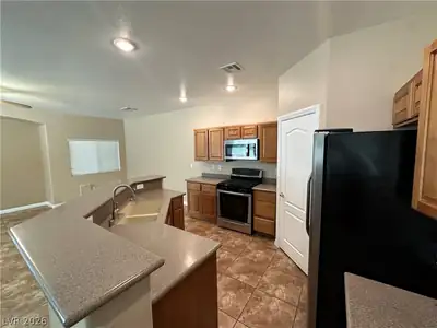 9965 Government Point Way 103 Kitchen
