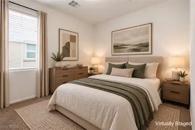 3036 Taranto Heights Avenue Bedroom