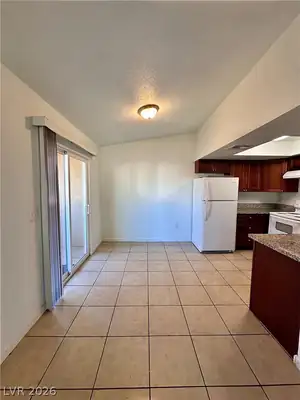 5054 Spencer Street D Dining Area