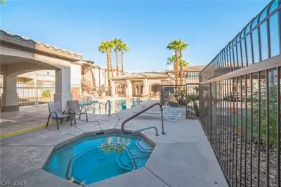 8725 West Flamingo Road 137 Pool