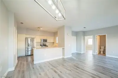 8725 West Flamingo Road 137 Living Room