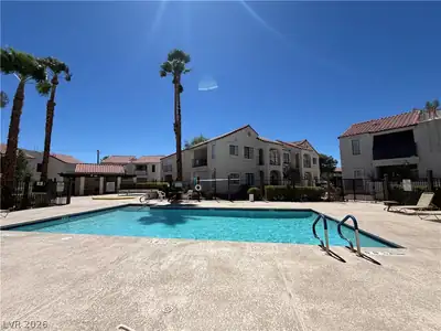 4878 Nara Vista Way 201 Pool