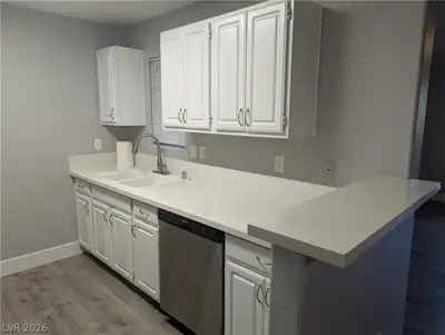 555 East Silverado Ranch Boulevard 2171 Kitchen