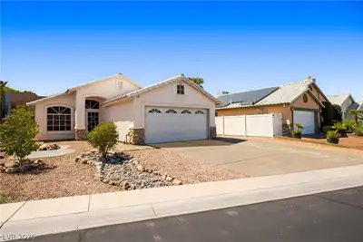 6663 Dude Ranch Lane, Las Vegas, NV 89156 