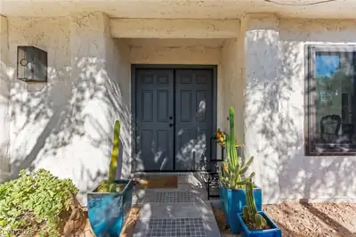 2511 Palmera Drive 