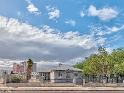 339 North 10th Street, Las Vegas