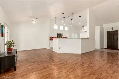 5931 Whalers Drift Street Living Room