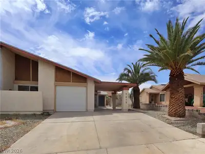 7015 Quarry Drive, Las Vegas