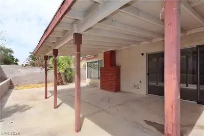 7015 Quarry Drive Patio