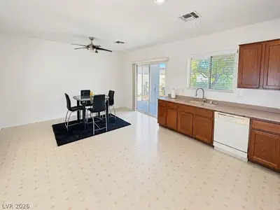 1935 Valley Center Drive, Henderson, NV 89052 Dining Area