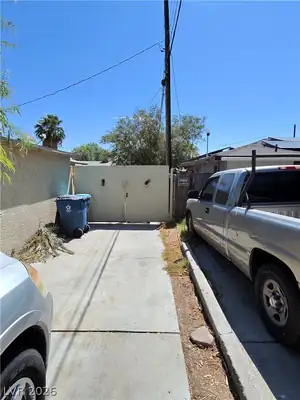 1217 South 10th Street Parking