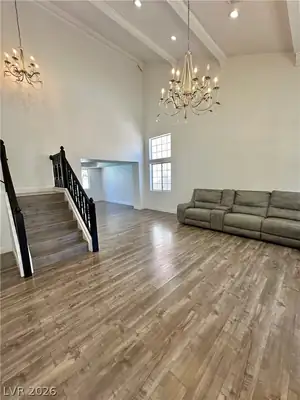 2713 Monrovia Drive Living Room