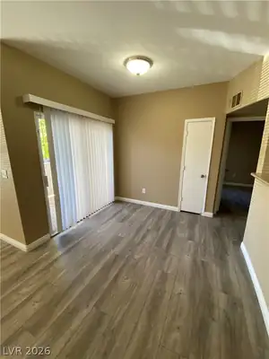 7255 West Sunset Road 1145 Dining Area