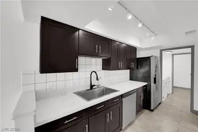 3157 Batavia Drive Kitchen