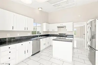 6356 Mint Frost Way Kitchen
