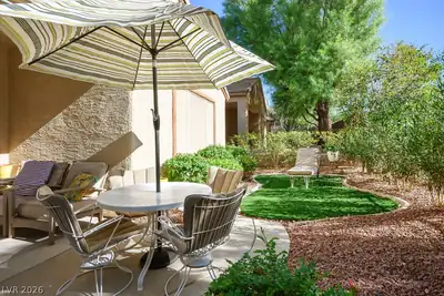 2565 Cosmic Dust Street Patio