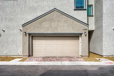 3569 Grigio Street Garage