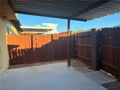 305 East Van Wagenen Street Patio