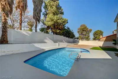 3846 Valley Meadow Drive Pool