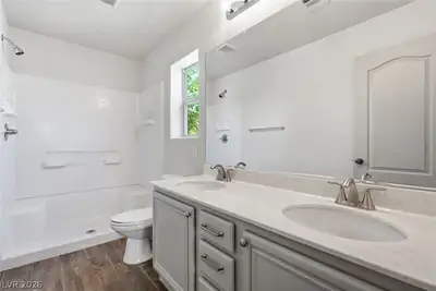 80 Lockheed Avenue Primary Bathroom