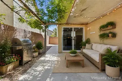 80 Lockheed Avenue Patio