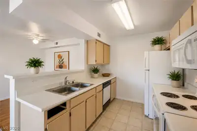 1150 North Buffalo Drive 2109 Kitchen
