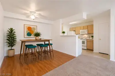 1150 North Buffalo Drive 2109 Dining Area