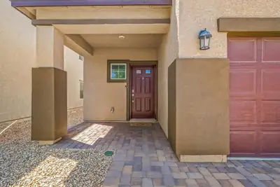 4035 Beech Fern Avenue Entry