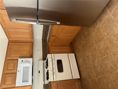 8805 Jeffreys Street 2062 Kitchen