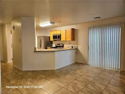 9998 Fine Fern Street Dining Area