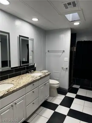 3785 Kolanut Lane Bathroom