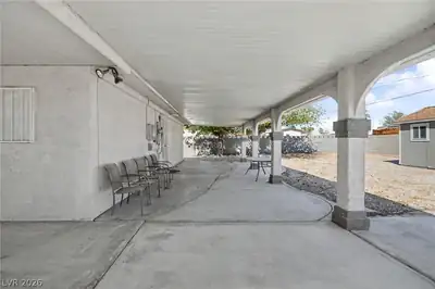 504 Holland Avenue Patio