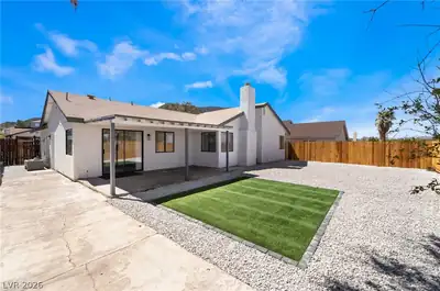 324 West Chesapeake Way Back of Structure